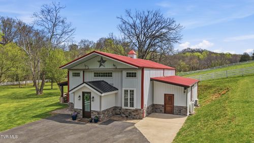 565 Gap Creek Rd, Elizabethton, TN, 37643-3816 | Card Image