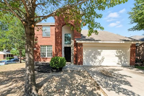 8125 Fleetwing Trl, Fort Worth, TX, 76131-5386 | Card Image