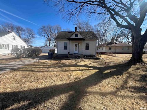 609 N 10th St, Monmouth, IL, 61462-1427 | Card Image