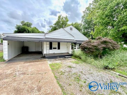 1544 Mckinley Ave Ne, Huntsville, AL, 35801-1705 | Card Image