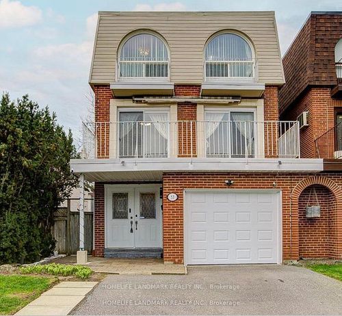53 Chipwood Cres, North York, ON, M2J3X6 | Card Image