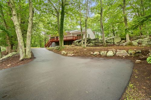 173 Lambtown Rd, Ledyard, CT, 06339-1929 | Card Image