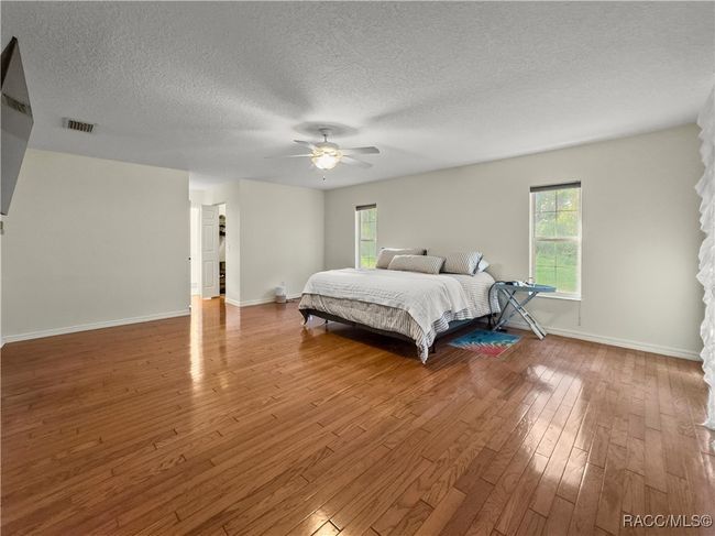 10 Patricia Rd, House other with 3 bedrooms, 3 bathrooms and 2 parking in Yankeetown FL | Image 11