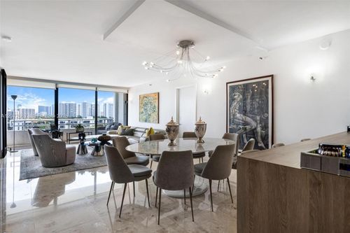 1119-20225 Ne 34th Ct, Aventura, FL, 33180-3317 | Card Image