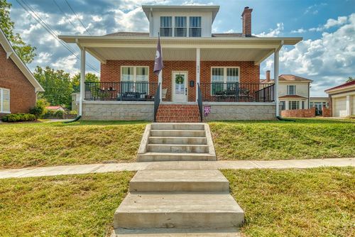 303 W 5th St, Russellville, KY, 42276-1405 | Card Image