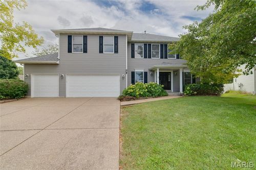2 England Cir, O Fallon, MO, 63366-1175 | Card Image