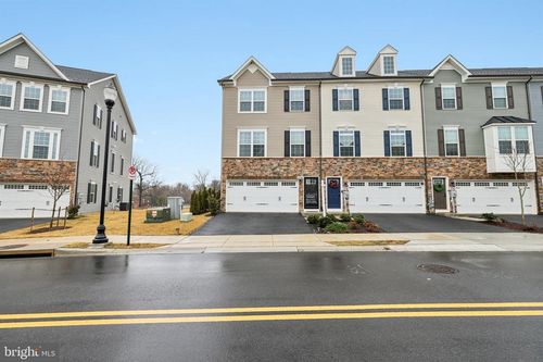 1716 Atlas Dr, FREDERICK, MD, 21702-4944 | Card Image