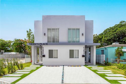 1252-1252 Nw 39th St, Miami, FL, 33142-4868 | Card Image