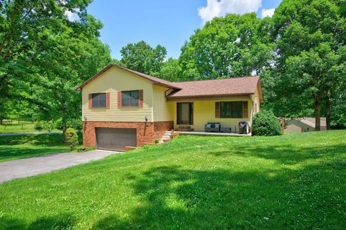 118 Phillipi Rd, Rural Retreat, VA, 24368-3062 | Card Image