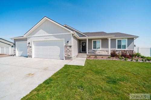 5081 E Smith Dr, Iona, ID, 83427-1221 | Card Image