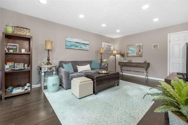 2nd Floor- Living Room | Image 9