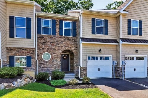 4502 Benjamin Ct, Emmaus, PA, 18049-5247 | Card Image