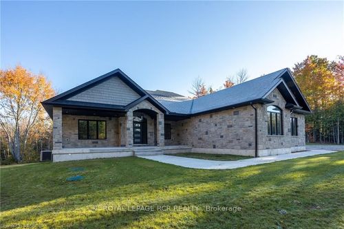 135 Louise Creek Cres, Elmwood, ON, N0G1S0 | Card Image
