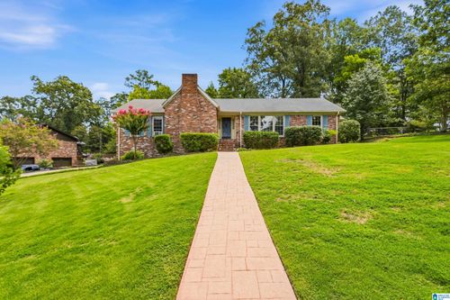 3317 Burning Tree Dr, HOOVER, AL, 35226-2643 | Card Image