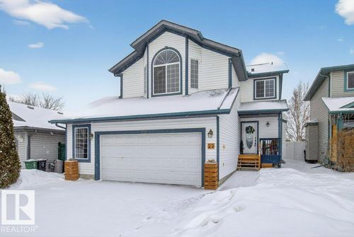 22 Westwood Lane, Fort Saskatchewan, AB, T8L4N6 | Card Image