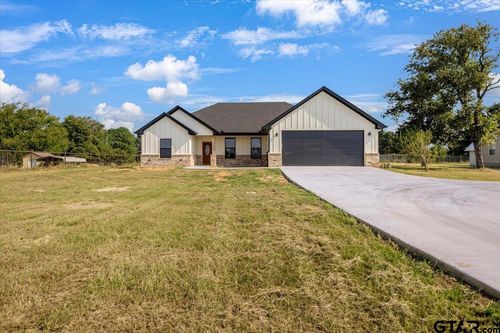 10467 County Road 3116, Winona, TX, 75792-6837 | Card Image