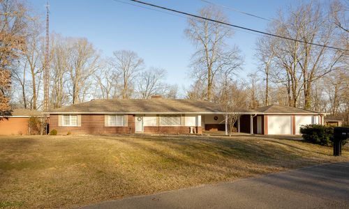311 Taylor Dr, Florence, AL, 35634-2350 | Card Image