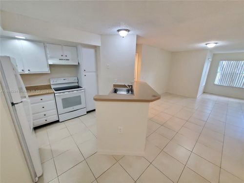 215-1401 Village Blvd, West Palm Beach, FL, 33409 | Card Image