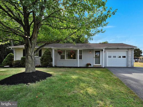 369 Golf Rd, MYERSTOWN, PA, 17067-2207 | Card Image