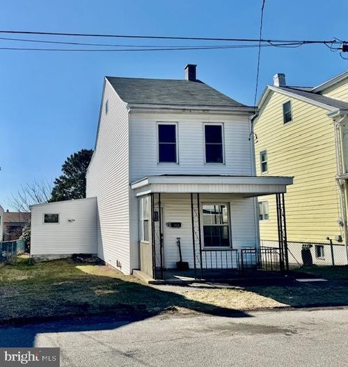 124 S Wylam St, FRACKVILLE, PA, 17931-1916 | Card Image