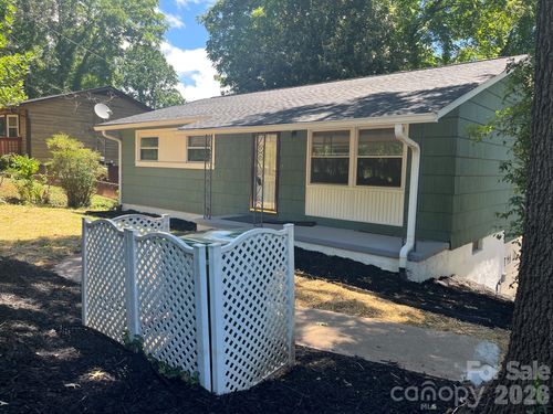 354 Brevard Rd, Asheville, NC, 28806-2944 | Card Image