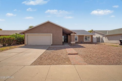 2063 W Gila Ln, Chandler, AZ, 85224-8391 | Card Image