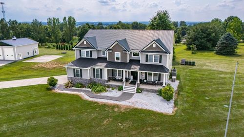 90 Louella Dr, Hebron, OH, 43025-9007 | Card Image