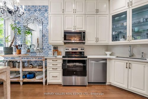 313-51 York Mills Rd, North York, ON, M2P1B6 | Card Image