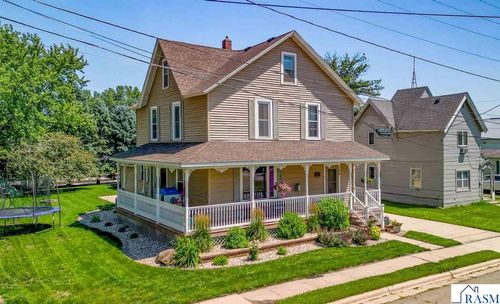 136 1st Ave W, Alden, MN, 56009-1002 | Card Image