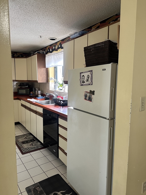 Residential Lease in Revere 5
