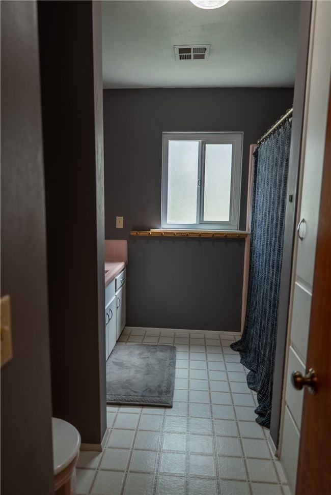 525 E F St, House other with 3 bedrooms, 2 bathrooms and 2 parking in Tehachapi CA | Image 26