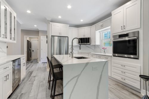 401 Abbey Ridge Ct, Fontana, WI, 53125 | Card Image