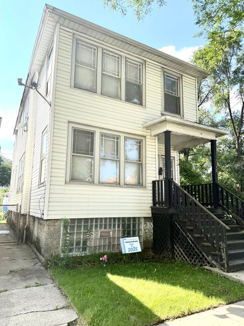 7130 S Green St, Chicago, IL, 60621-1726 | Card Image