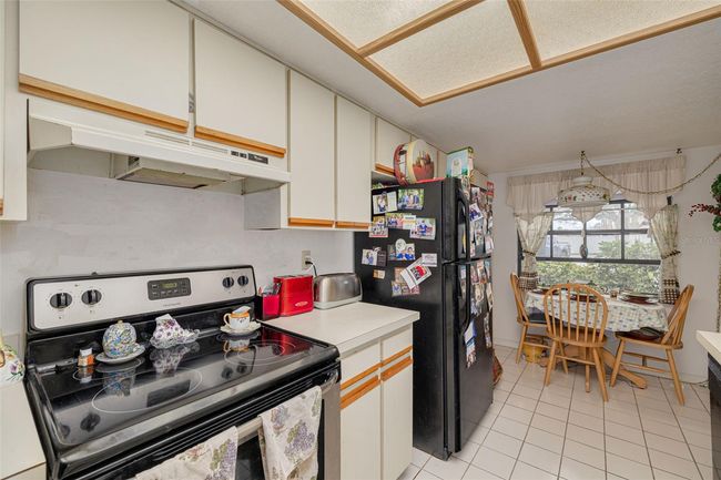 APT-505 - 11800 Park Blvd, Condo with 3 bedrooms, 2 bathrooms and null parking in Seminole FL | Image 5