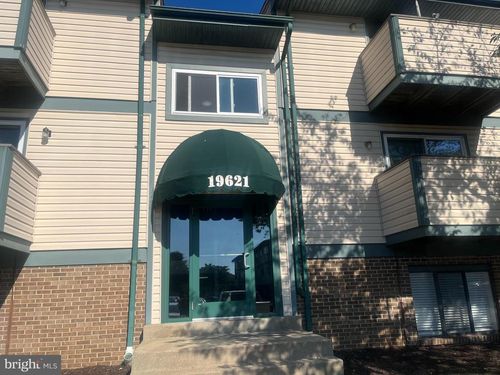 apt-l-19621 Gunners Branch Rd, GERMANTOWN, MD, 20876-2741 | Card Image