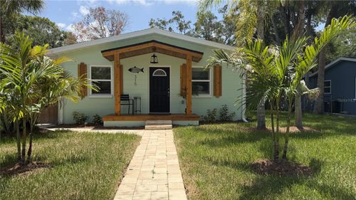 315 Bath St, TARPON SPRINGS, FL, 34689-3510 | Card Image