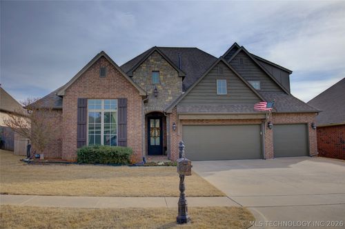 5830 144th St, Bixby, OK, 74008-4079 | Card Image