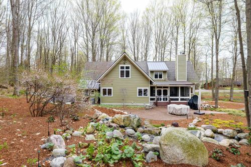 11610 Mountain Woods Dr, Thompsonville, MI, 49683-9154 | Card Image