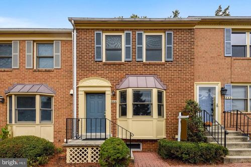 844 N Frederick St, Arlington, VA, 22205-1109 | Card Image