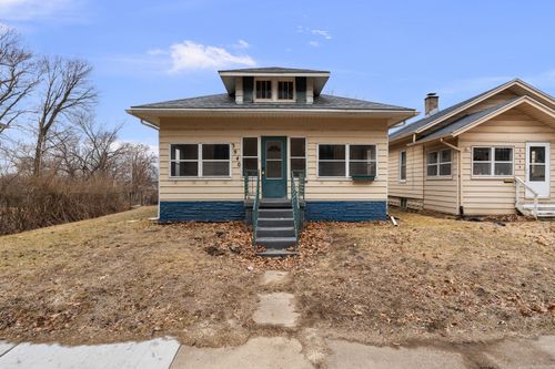 3940 12th St, Rock Island, IL, 61201-6011 | Card Image