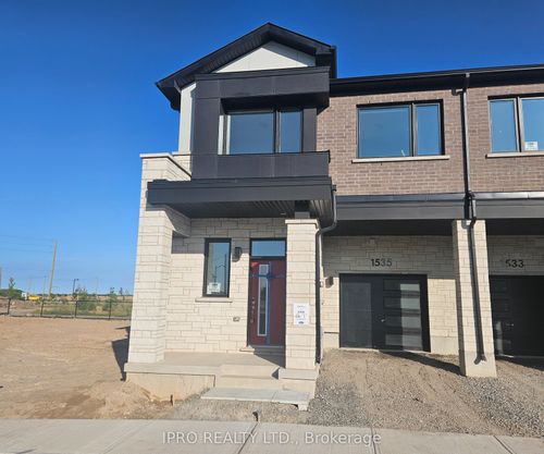1535 Rutland Crescent, Milton, ON, L9E2H5 | Card Image