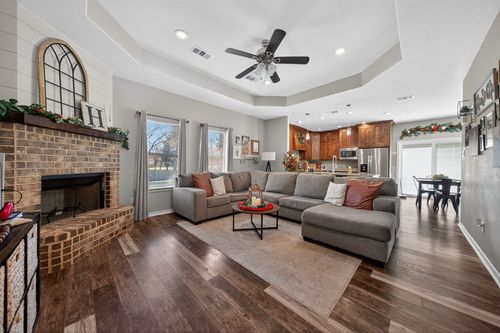 121 Harmon Rd, Gun Barrel City, TX, 75156-5127 | Card Image