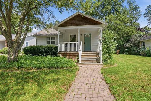 409 N 1st St, Fairbury, IL, 61739-1109 | Card Image