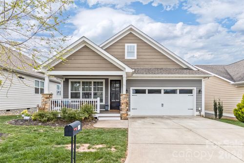 84 Rose Creek Rd, Leicester, NC, 28748-8828 | Card Image