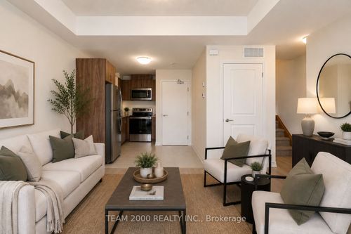 7-30 Liben Way, Scarborough, ON, M1B0E8 | Card Image