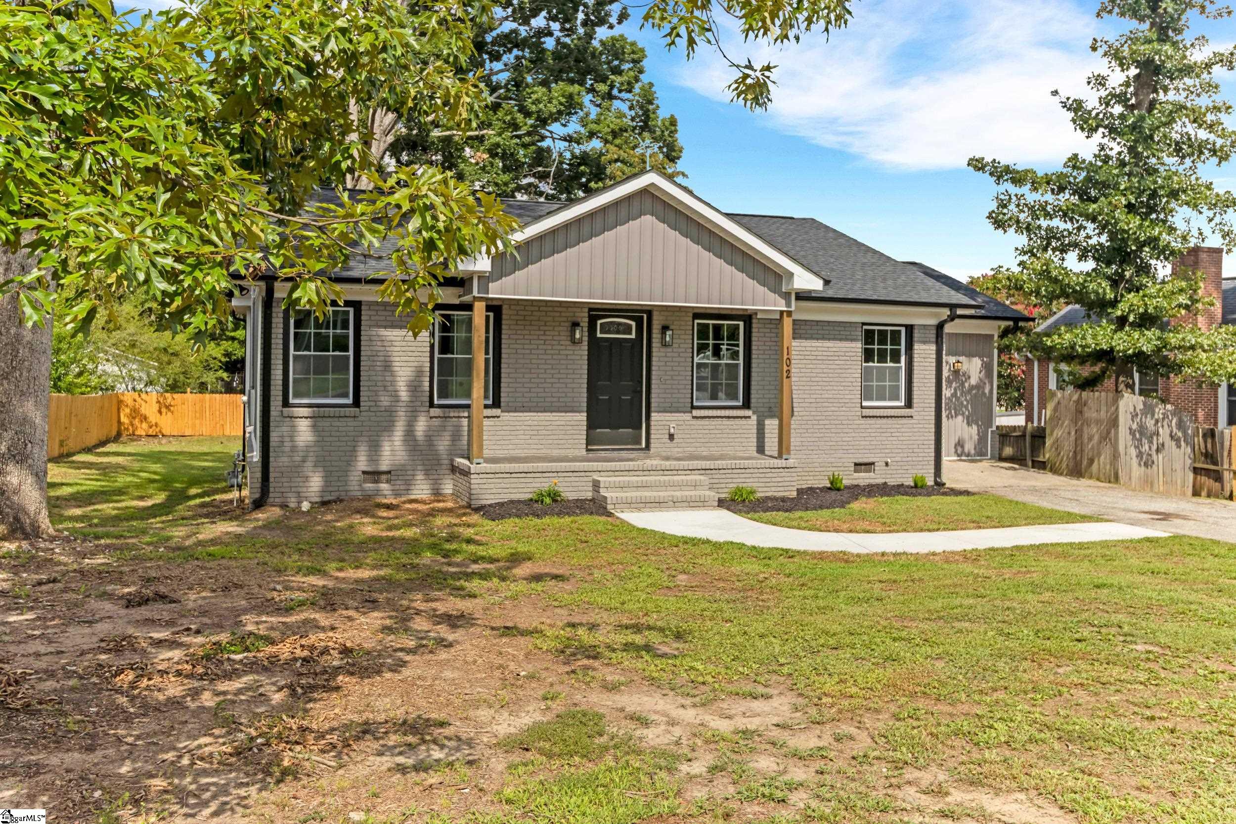 Residential in Taylors 3