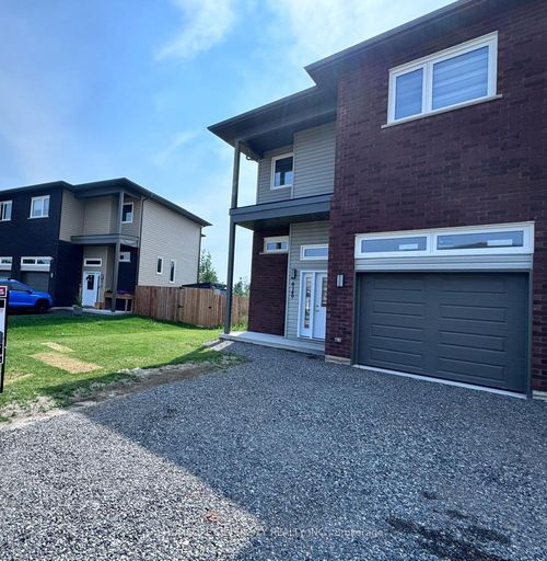 4149 Bonaventure Dr, Hanmer, ON, P3P0E3 | Card Image