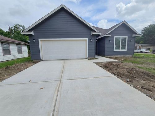 5251 Dewberry St, Houston, TX, 77021-3742 | Card Image