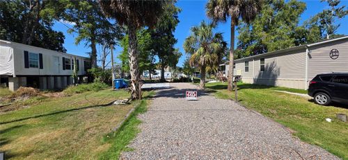 6394 Richard Dr, Weeki Wachee, FL, 34607-1626 | Card Image