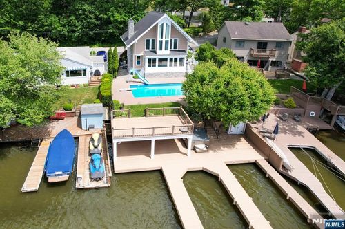 17 Forest Lake Dr, Hewitt, NJ, 07421-3217 | Card Image